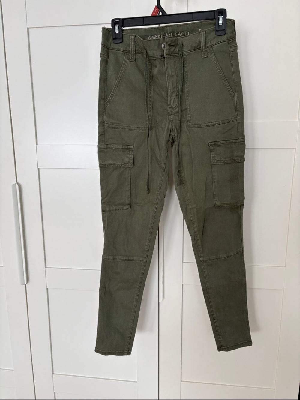 American Eagle Outfitters women’s Olive Utility Cargo Pants